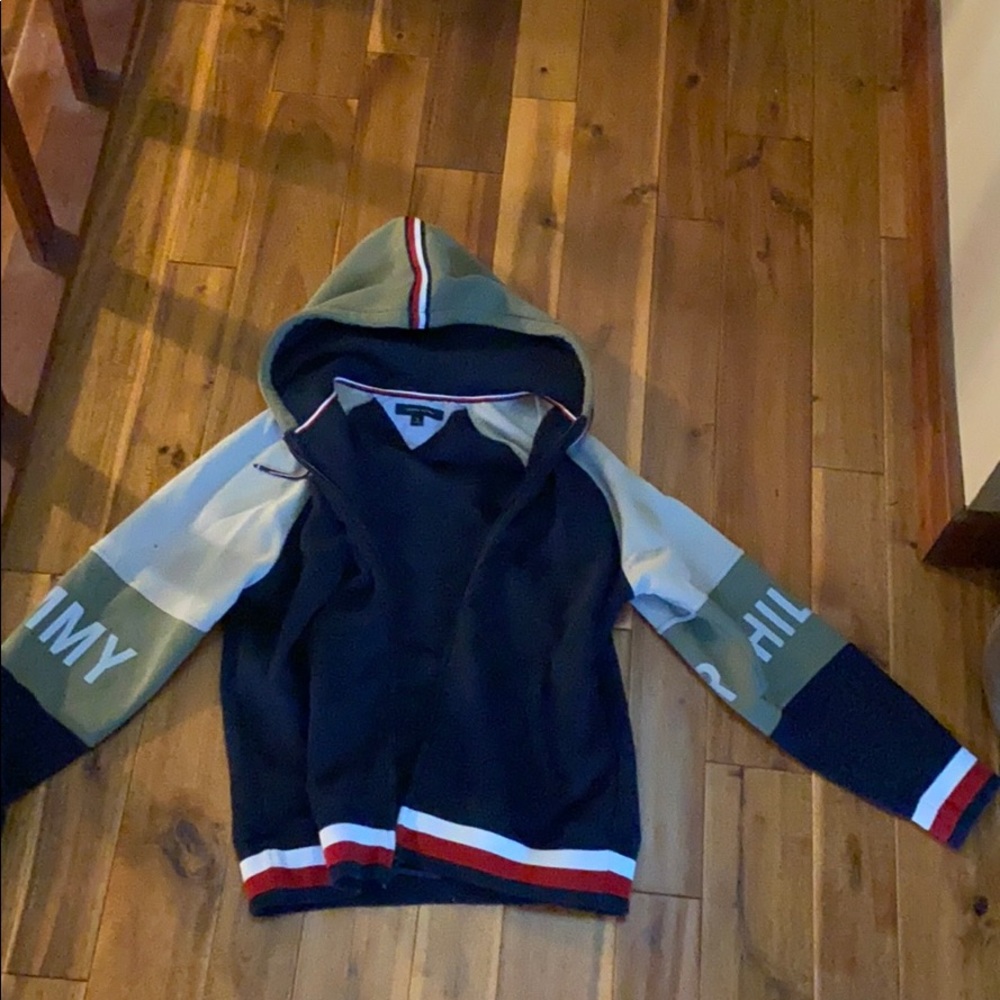 Unique rare tommy hillfiger hoodie